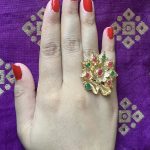 gold-pointed-star-ring