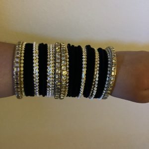 black-mirror-pearl-bangle-set