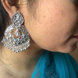 traditional-silver-mang