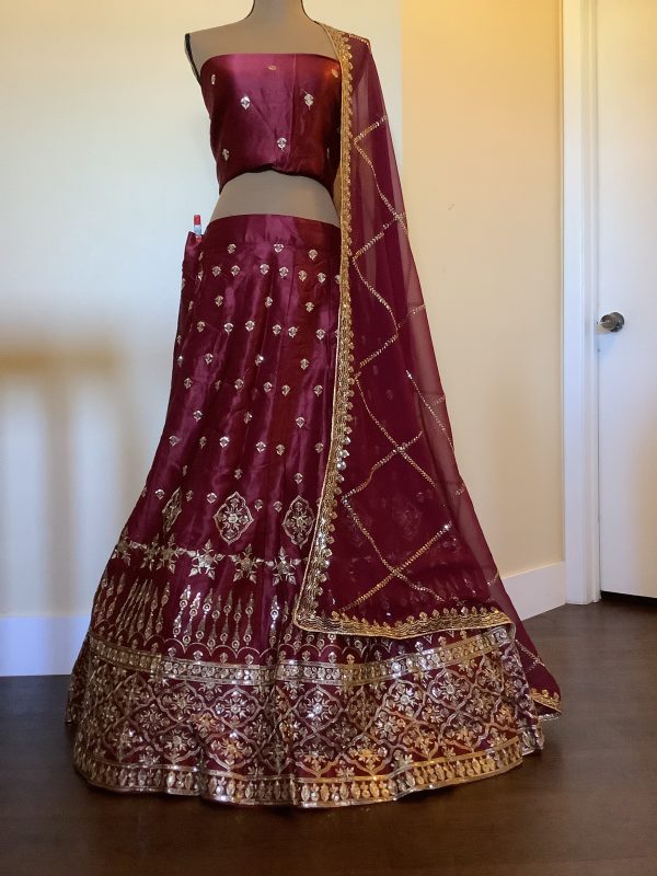 buy-burgundy-curve-lehenga