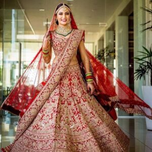 Sabyasachi-Bridal-Lehenga-Choli