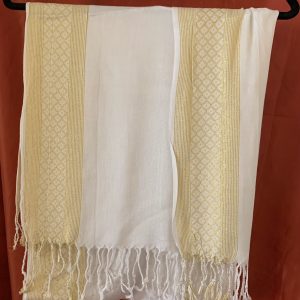 white-and-gold-stole