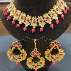 raspberry-choker-necklace-set