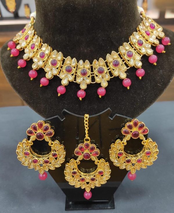 raspberry-choker-necklace-set