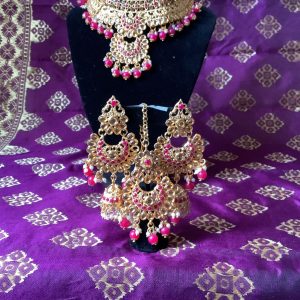 gold-and-red-kundan