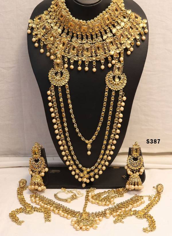 gold-traditional-bridal-necklace-set