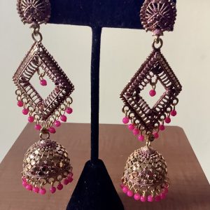 pink-diamond-jhumka-earrings