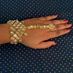 square-block-hand-chain