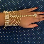 square-stone-hand-chain