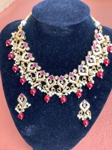 red-necklace-set