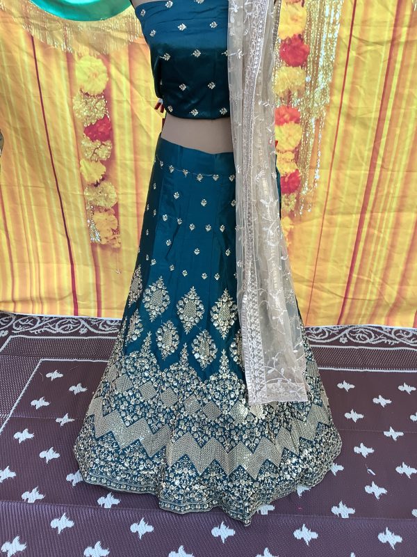 teal-embroidered-lehenga-set