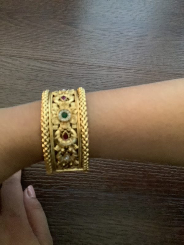 Traditional Gold Cuff - Image 4