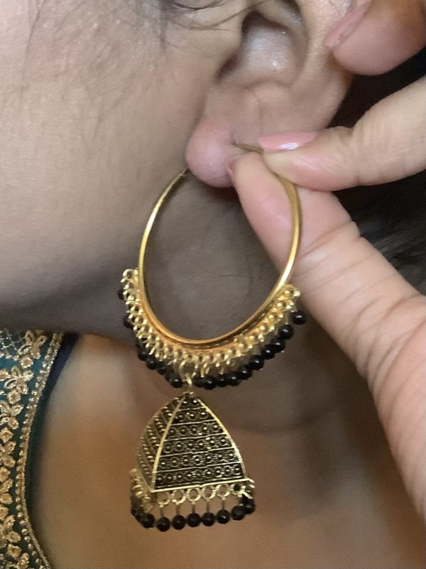 bolack-hoop-jhumka