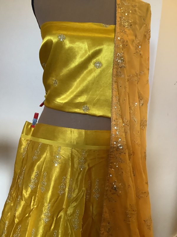 Yellow Curve Lehenga Choli - Image 2