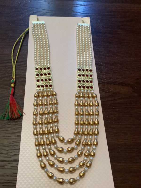 burgundy-studded-mala