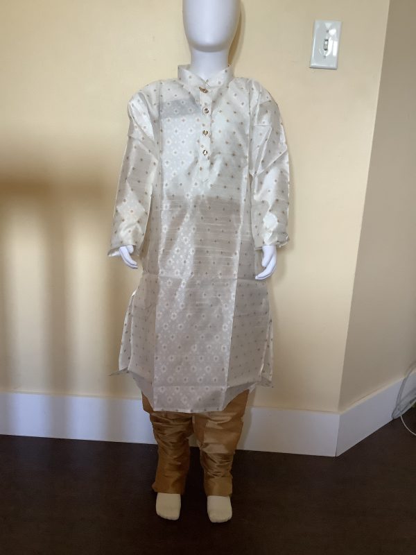 white-and-gold-kurta-pajama-set