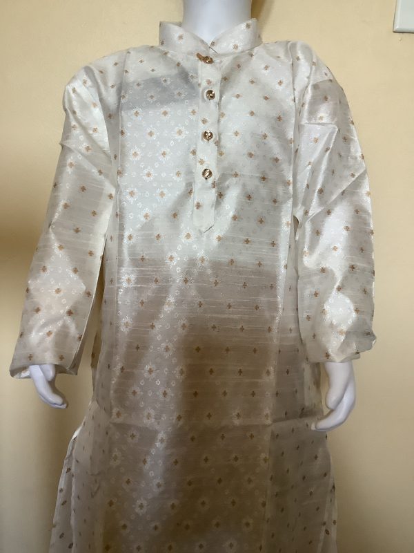 white-and-gold-kurta-pajama-sets